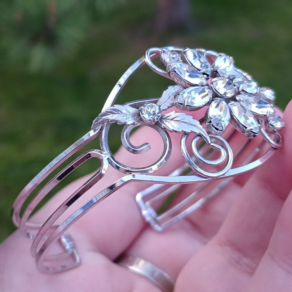 Vintage Krementz Rhinestone Cuff Bracelet - Picture 3 of 13